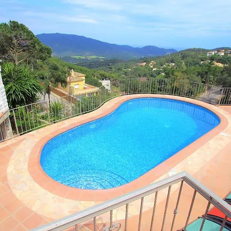 V&v Lloret- Christine Villa *
